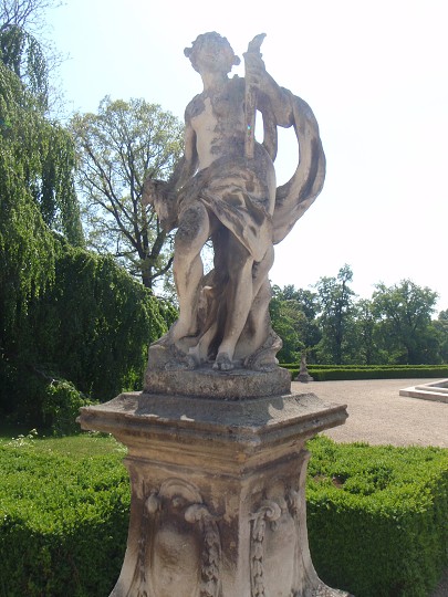 img00017.jpg