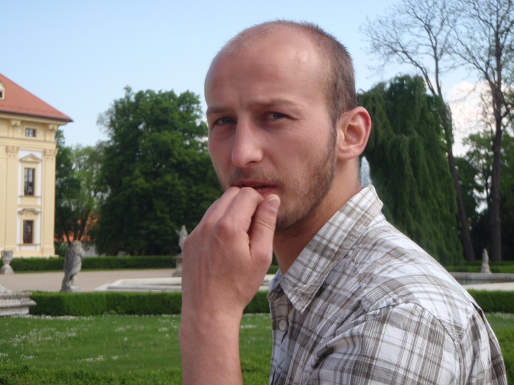 img00019.jpg