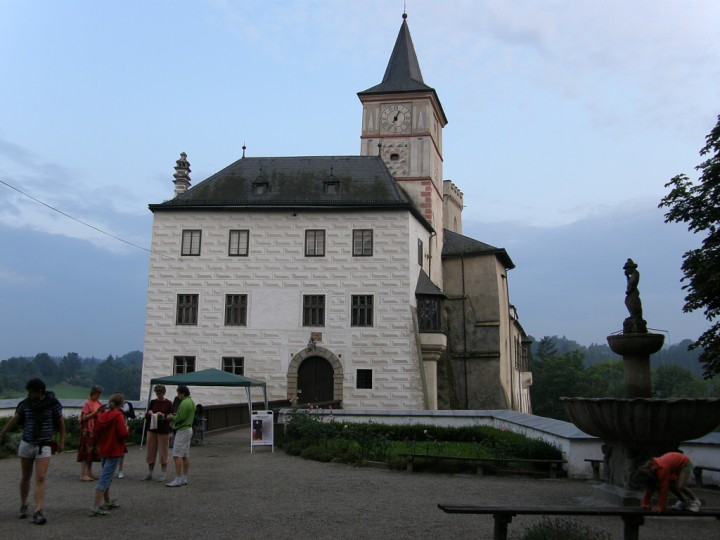 img00025.jpg
