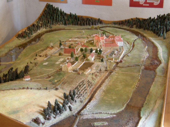 img00099.jpg